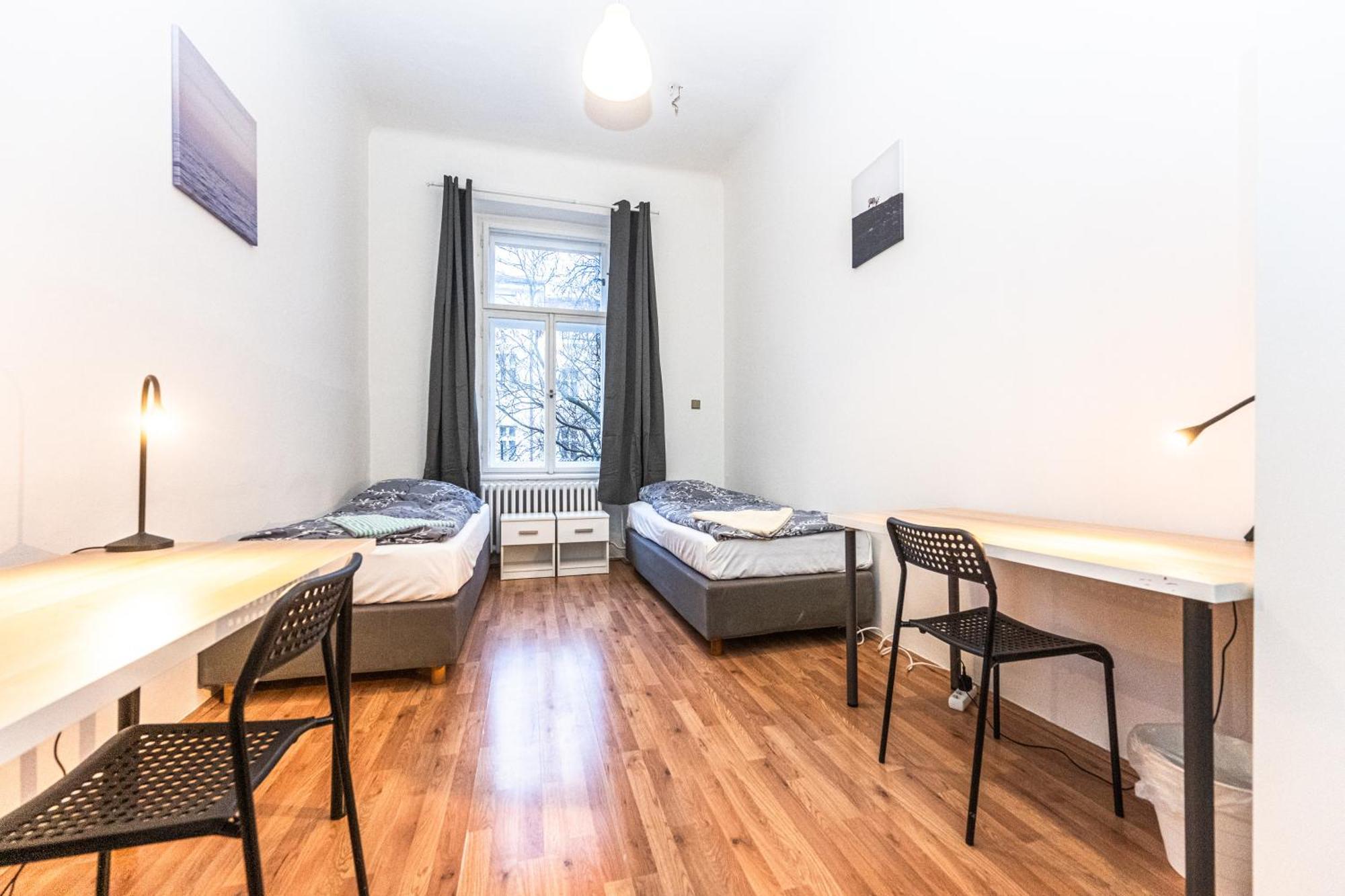 Legerova Apartments ปราก ภายนอก รูปภาพ
