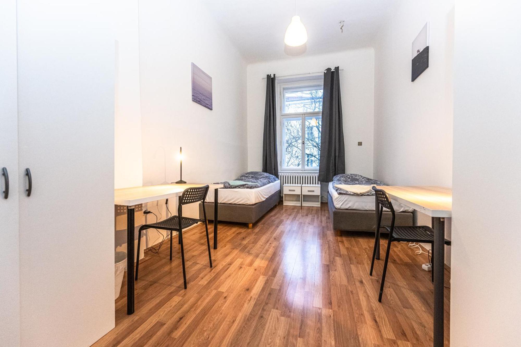 Legerova Apartments ปราก ภายนอก รูปภาพ