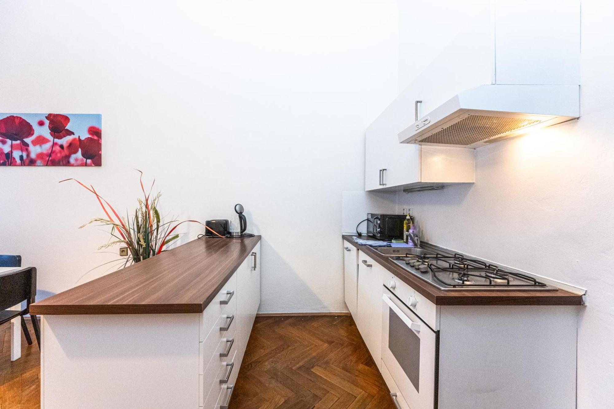 Legerova Apartments ปราก ภายนอก รูปภาพ